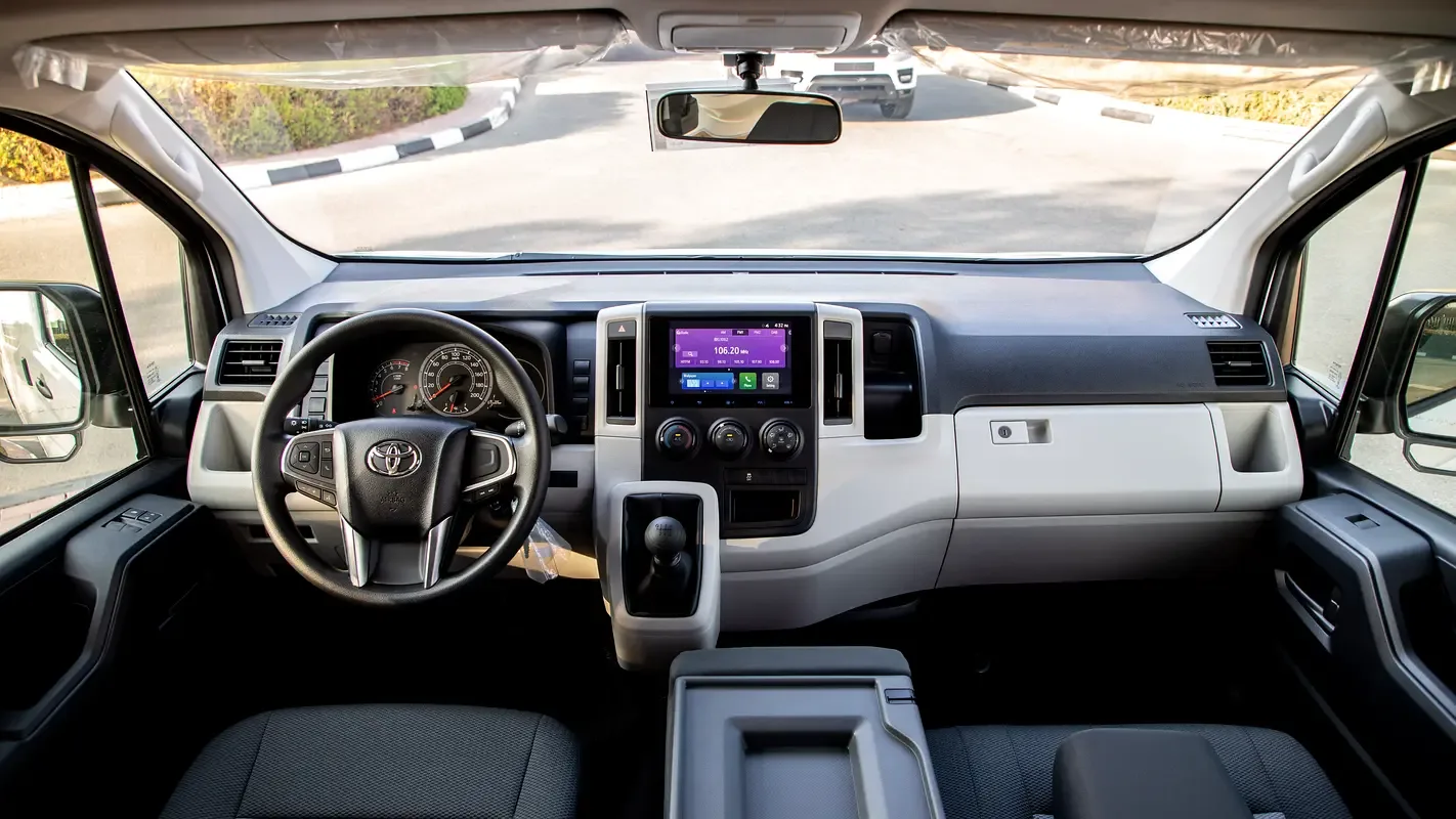 Toyota Hiace 3.5 MT (281 حصان) - 13