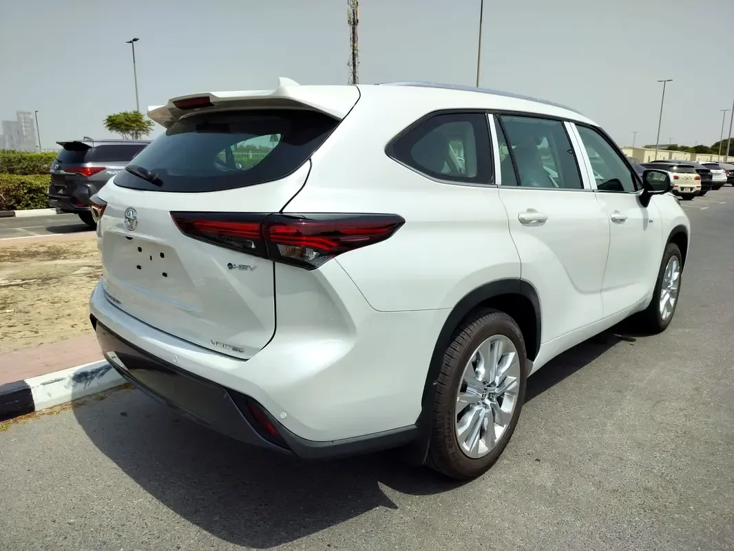 Toyota Highlander 2.5 AT (246 hp) - 4