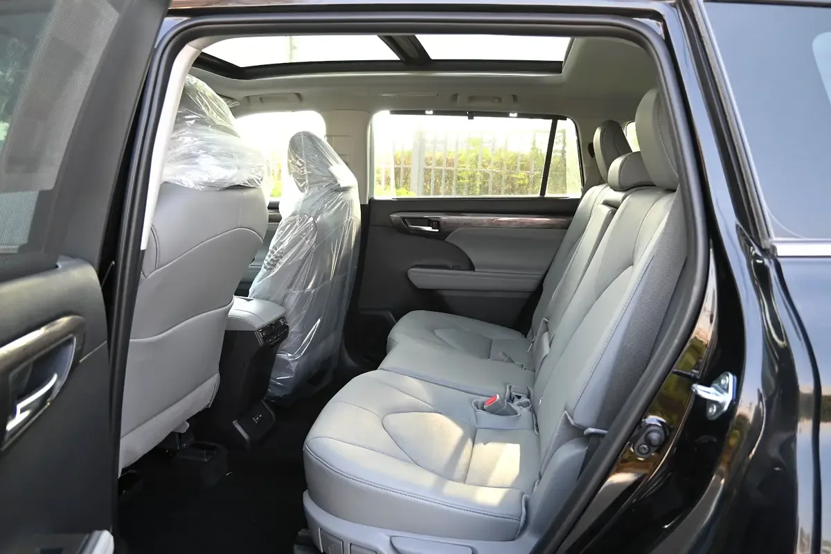 Toyota Highlander 2.5 AT (246 حصان) - 12