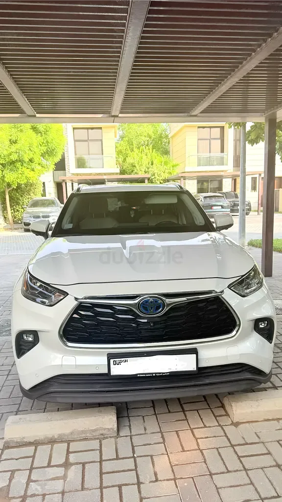Toyota Highlander 2.5 AT 4WD (248 hp) - 2