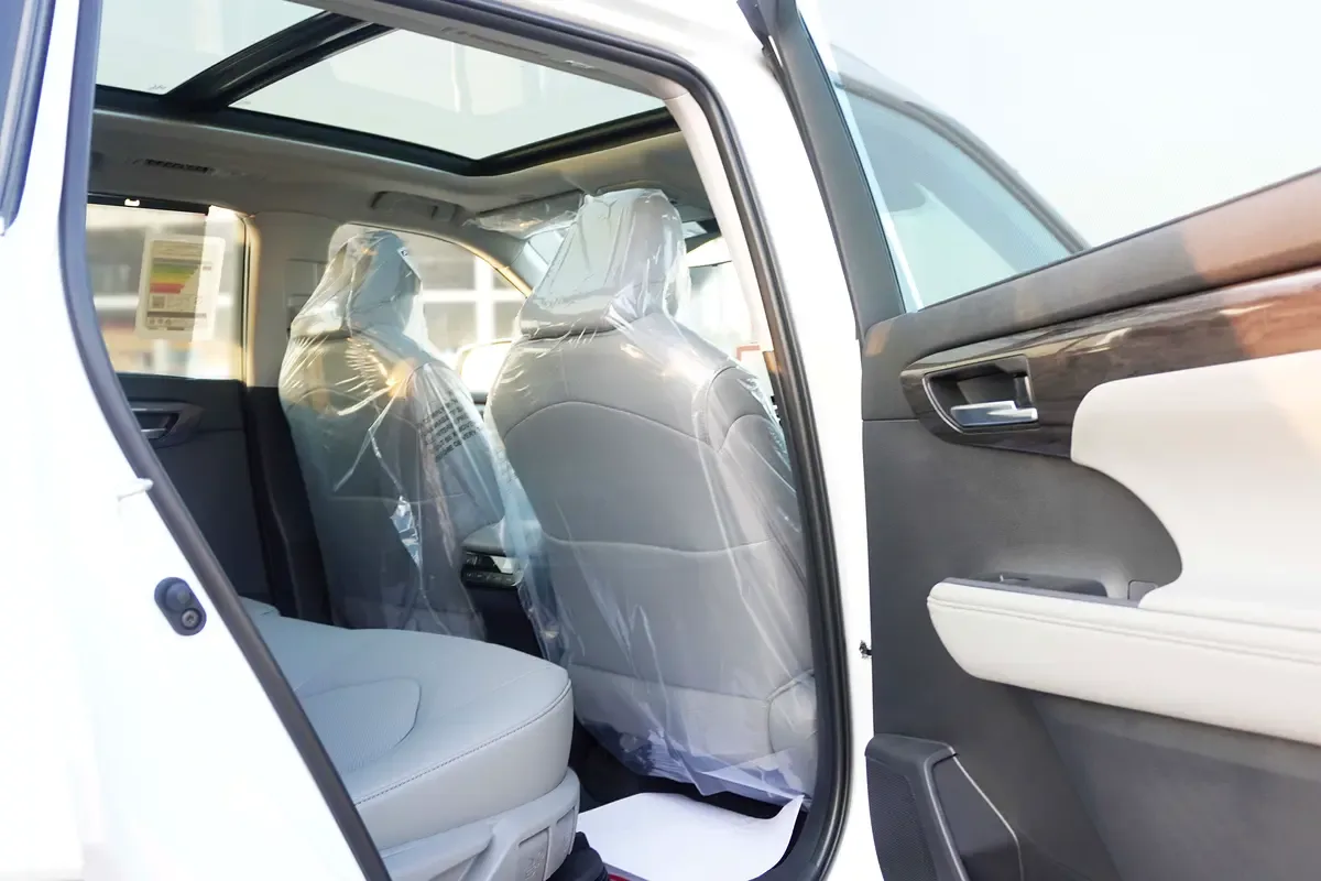 Toyota Highlander 2.5 AT 4WD (248 hp) - 11