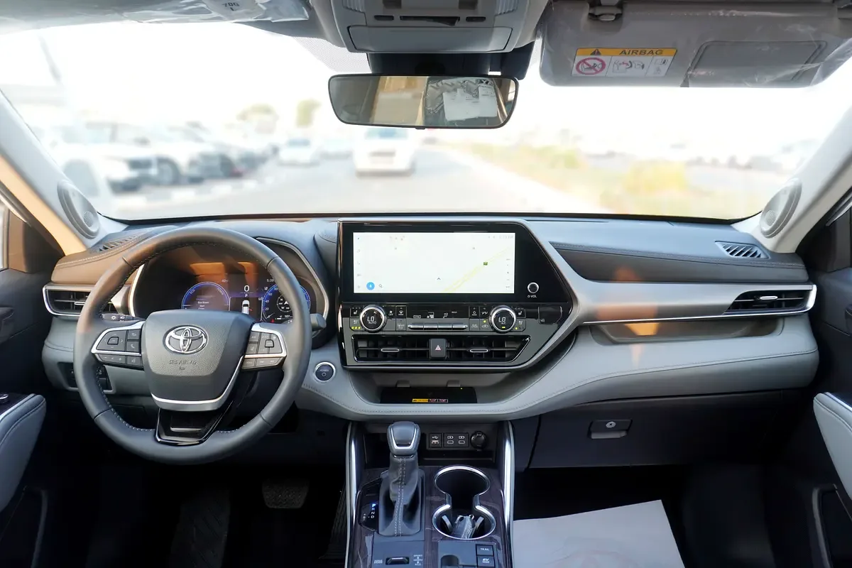 Toyota Highlander 2.5 AT 4WD (248 hp) - 15