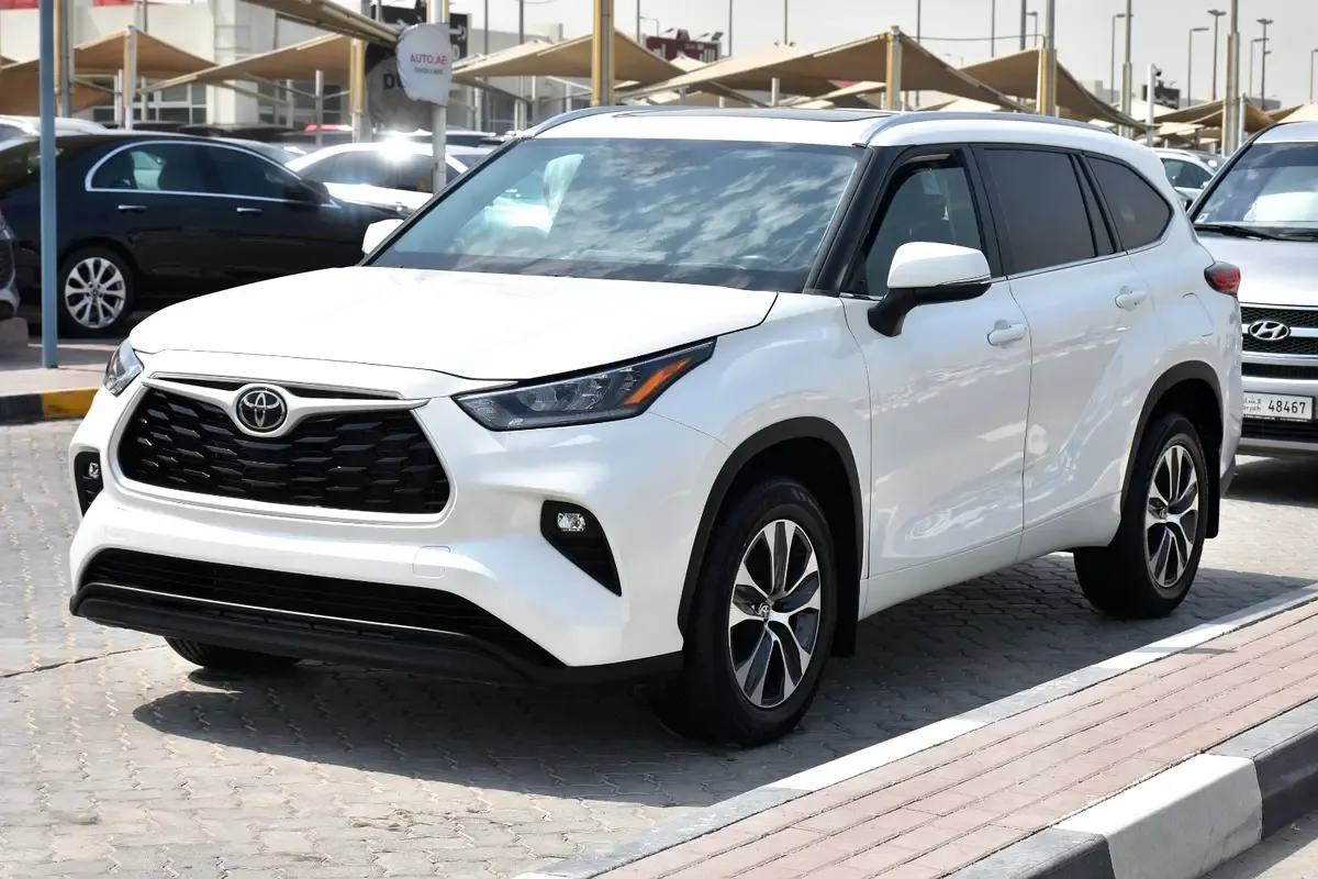 Toyota Highlander 3.5 AT AWD (249 حصان) - 3