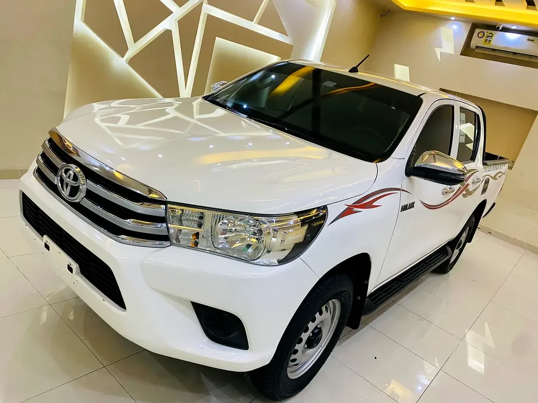 Toyota Hilux 2.4 D MT AWD (150 hp) - 5