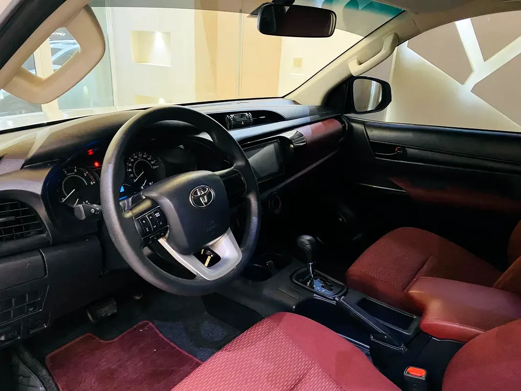 Toyota Hilux 2.4 D MT AWD (150 hp) - 14