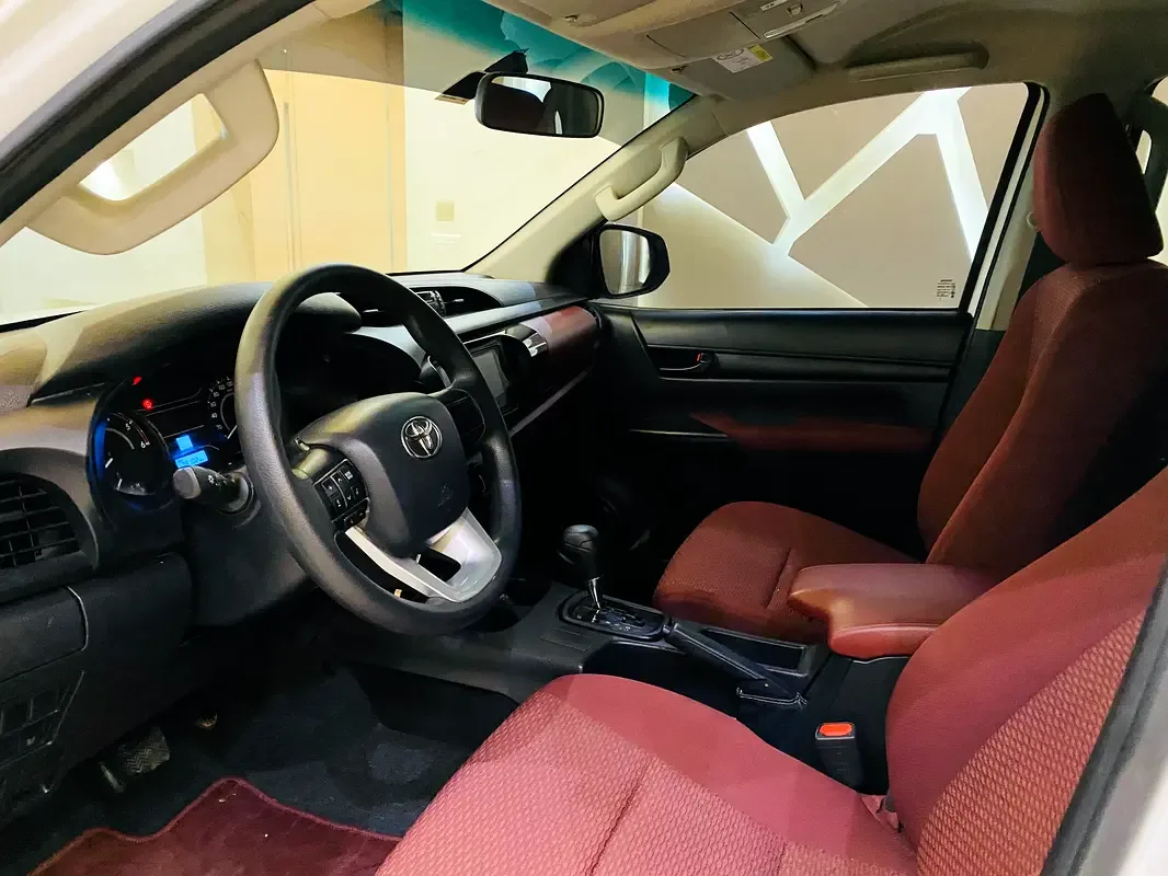 Toyota Hilux 2.4 D MT AWD (150 hp) - 17