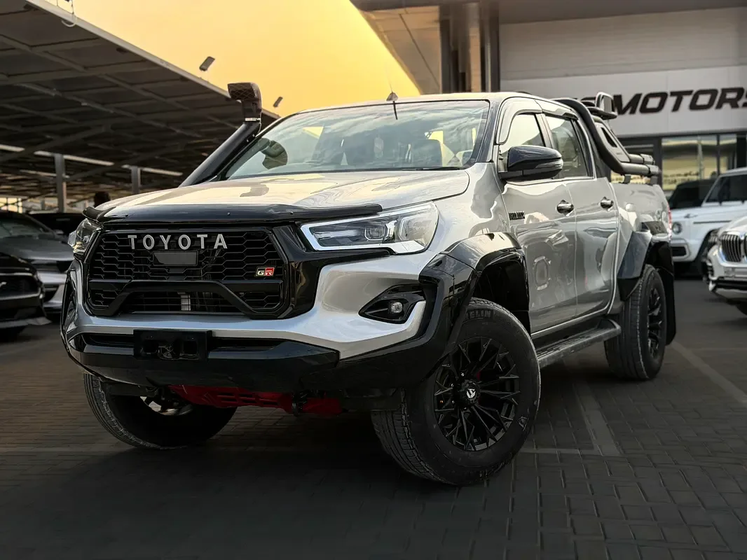 Toyota Hilux 2.4 D MT AWD (150 hp)