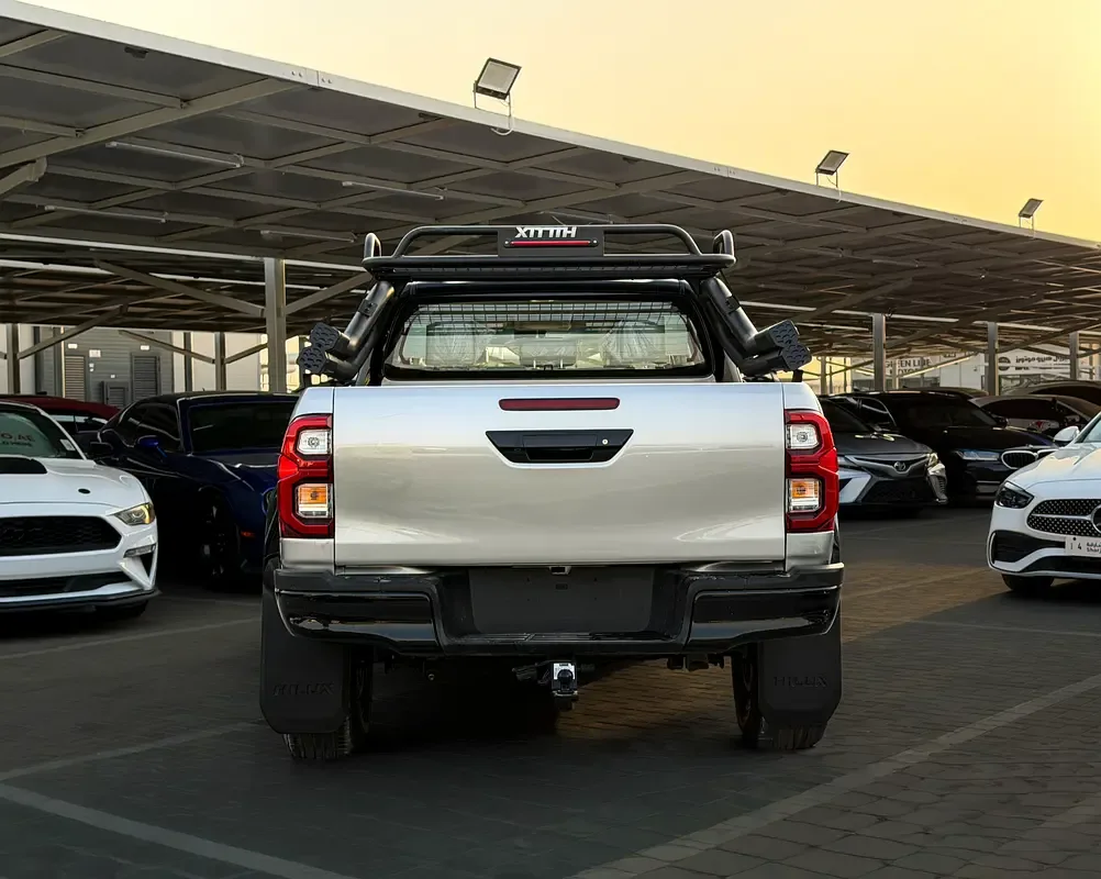 Toyota Hilux 2.4 D MT AWD (150 hp) - 5