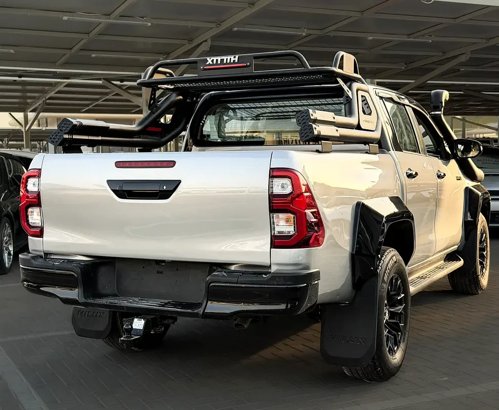 Toyota Hilux 2.4 D MT AWD (150 hp) - 6