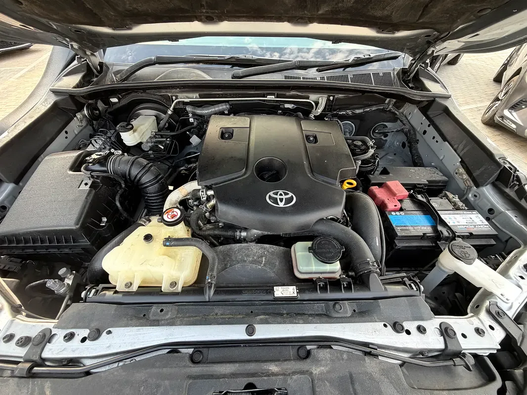 Toyota Hilux 2.4 D MT AWD (150 hp) - 12