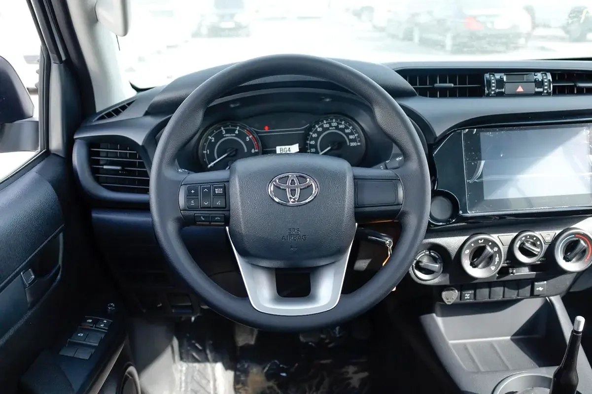 Toyota Hilux 2.4 D MT RWD (150 حصان) - 5