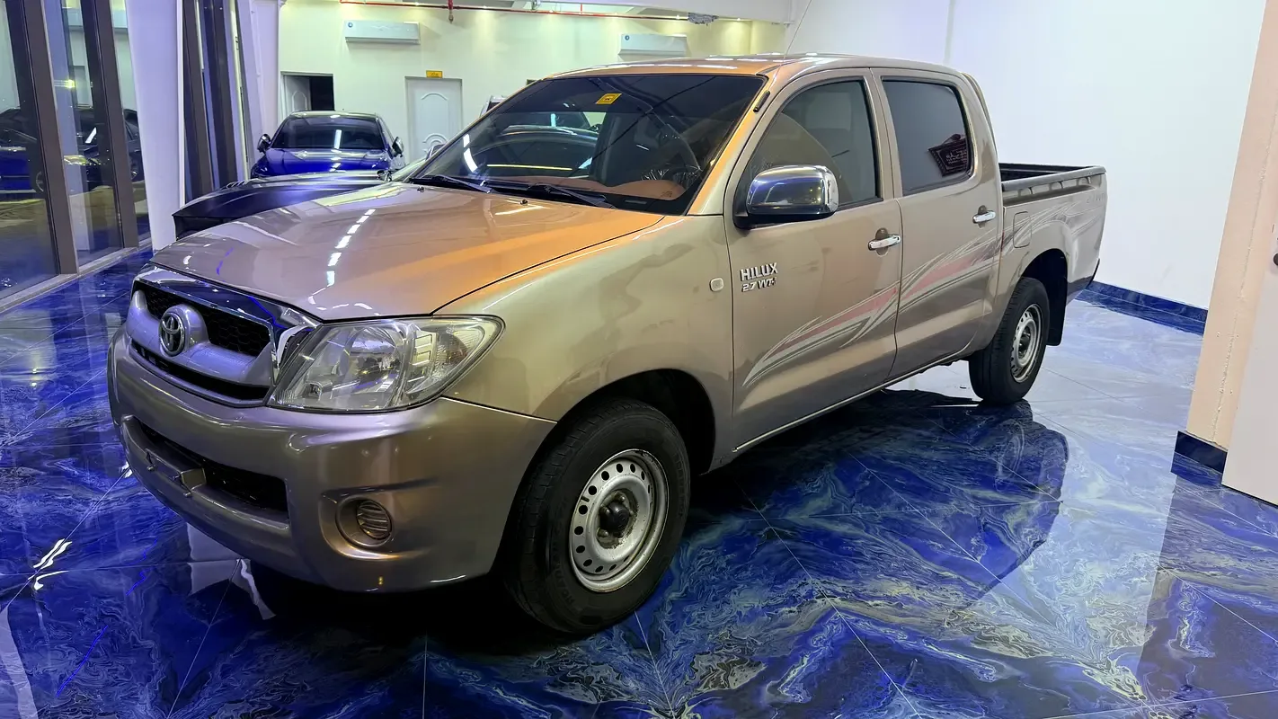 Toyota Hilux 2.7 AT AWD (158 hp)