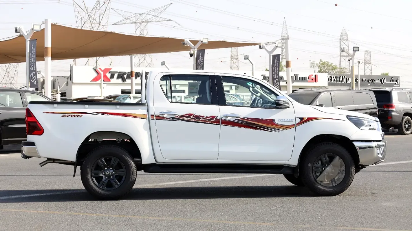 Toyota Hilux 2.7 AT RWD (166 حصان) - 4