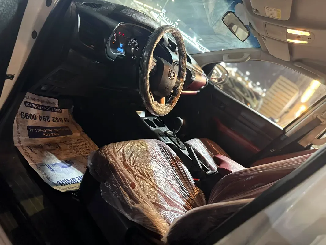 Toyota Hilux 2.7 AT RWD (166 حصان) - 11