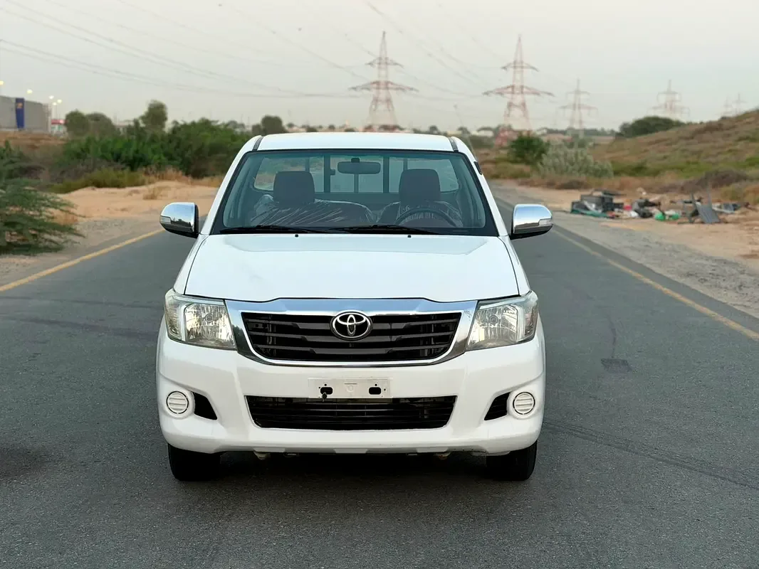 Toyota Hilux 2.7 MT (163 حصان) - 3