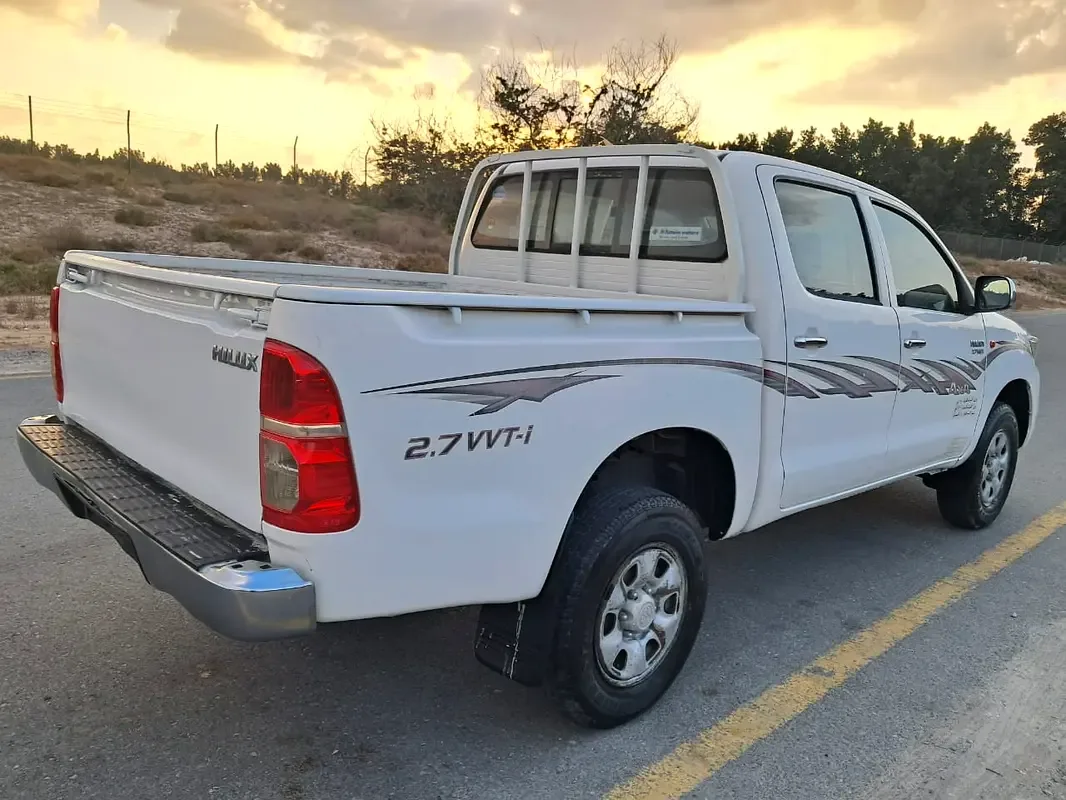 Toyota Hilux 2.7 MT (163 hp) - 4