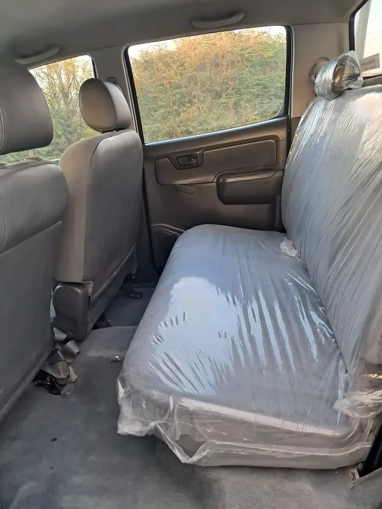 Toyota Hilux 2.7 MT (163 hp) - 9