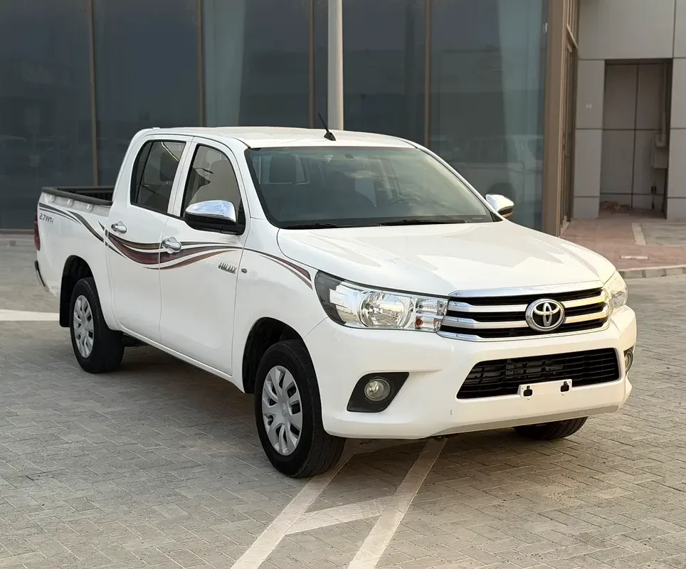 Toyota Hilux 2.7 MT (164 hp)