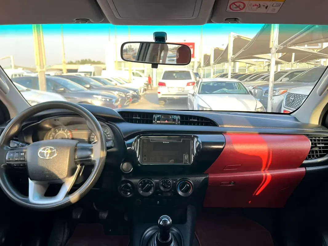 Toyota Hilux 2.7 MT (164 hp) - 7