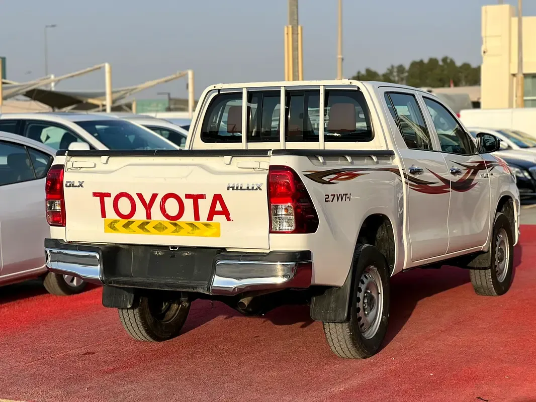 Toyota Hilux 2.7 MT (164 hp) - 6