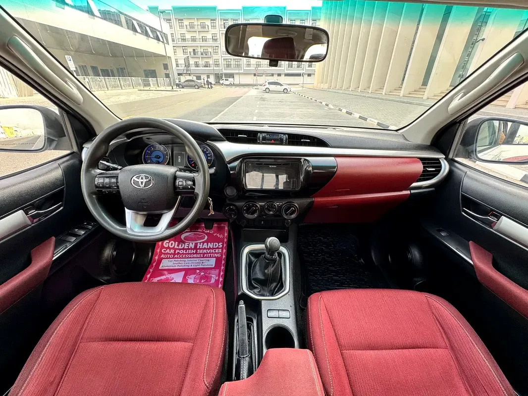 Toyota Hilux 2.7 MT (164 hp) - 2
