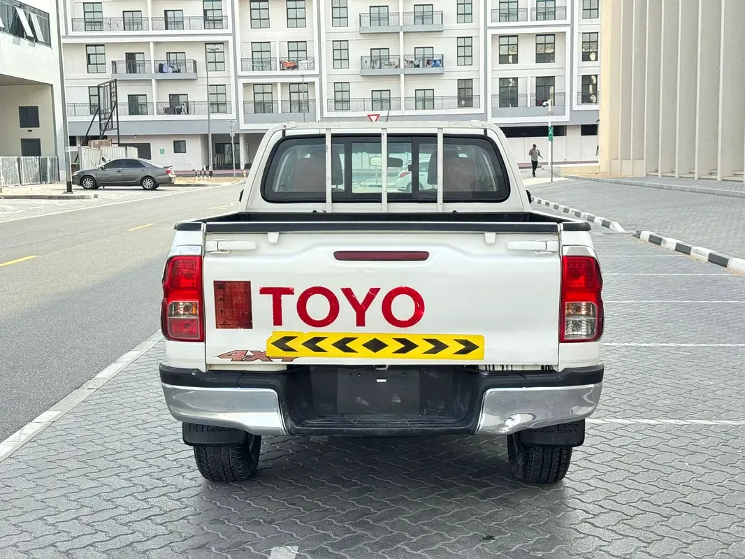 Toyota Hilux 2.7 MT (164 hp) - 4