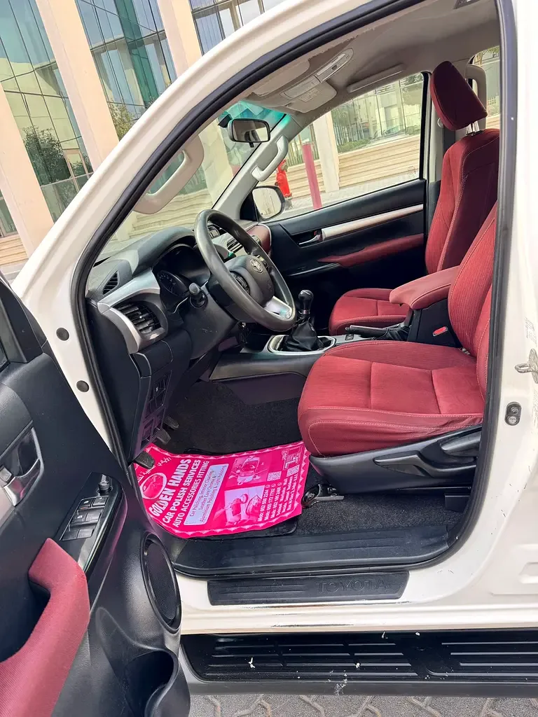 Toyota Hilux 2.7 MT (164 hp) - 10