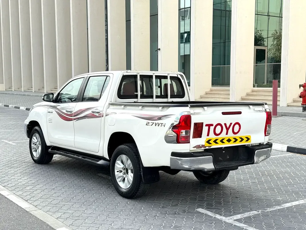 Toyota Hilux 2.7 MT (164 hp) - 14