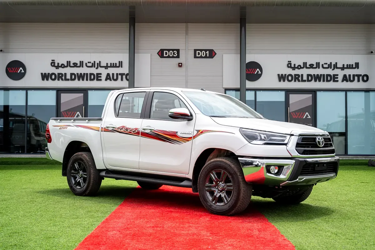 Toyota Hilux 2.7 MT 4WD (166 hp)