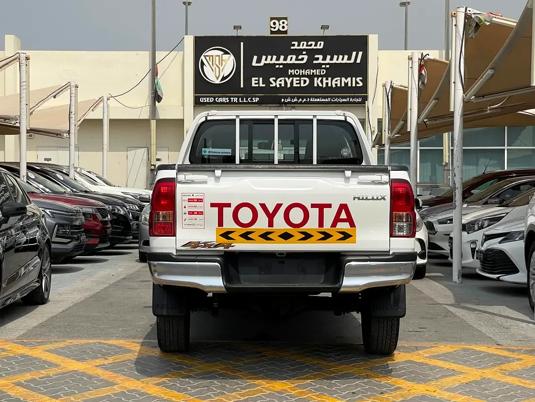 Toyota Hilux 2.8 AT AWD (177 hp) - 5