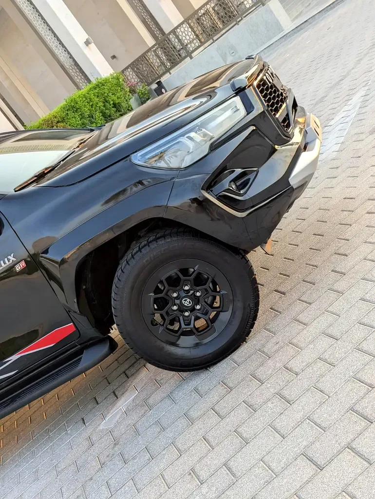 Toyota Hilux 2.8 AT AWD (177 حصان) - 17