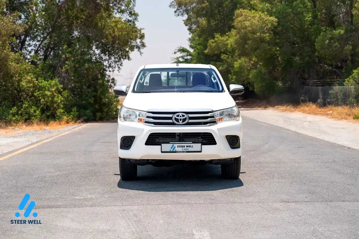 Toyota Hilux 2.8 AT AWD (177 حصان) - 2