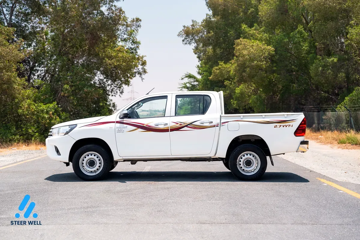 Toyota Hilux 2.8 AT AWD (177 حصان) - 5