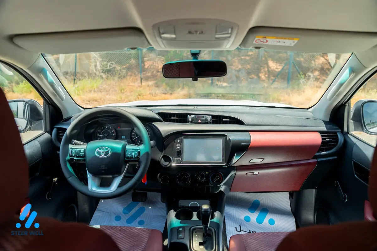 Toyota Hilux 2.8 AT AWD (177 حصان) - 16