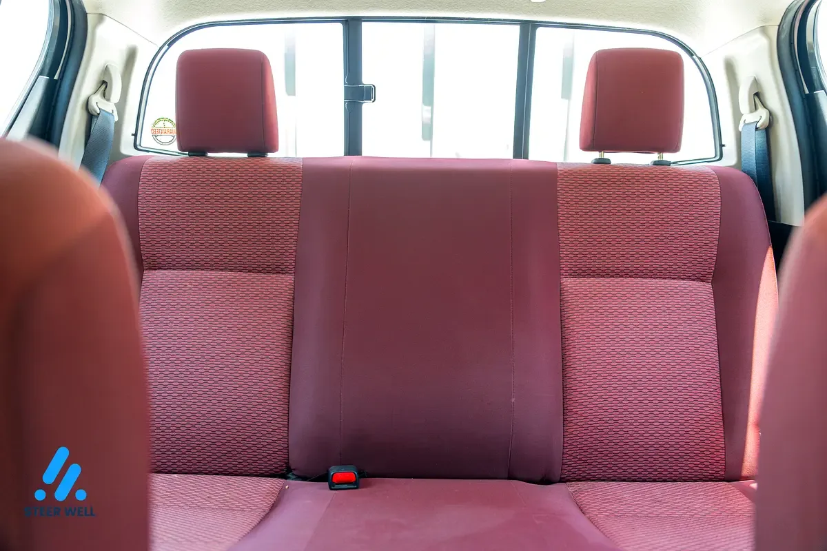 Toyota Hilux 2.8 AT AWD (177 حصان) - 20