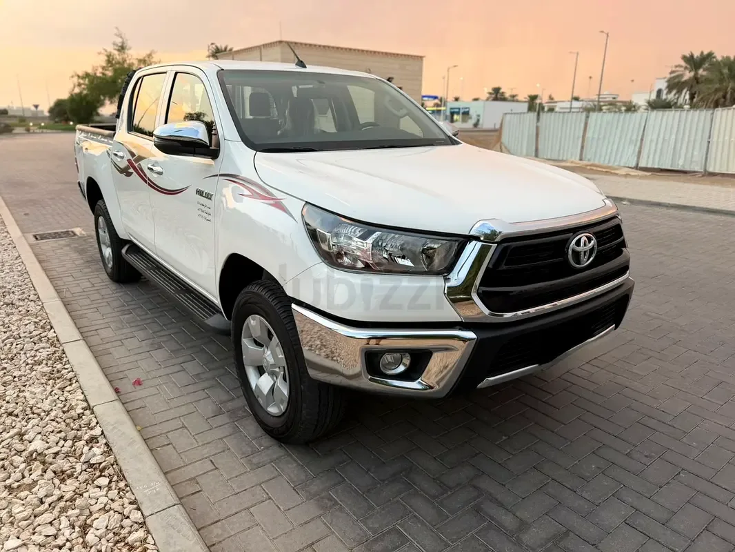Toyota Hilux 2.8 AT RWD (204 hp) - 5