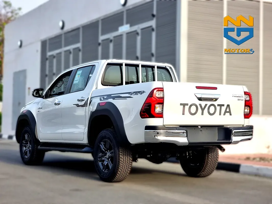 Toyota Hilux 2.8 D AT RWD (204 hp) - 2