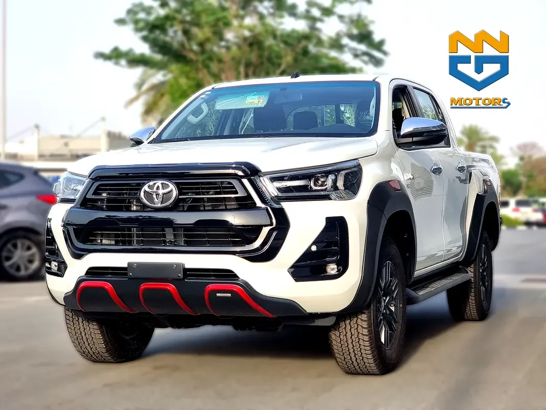 Toyota Hilux 2.8 D AT RWD (204 hp)