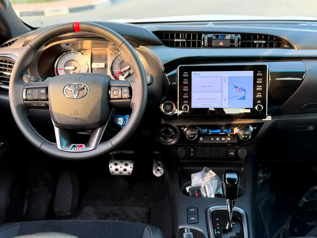 Toyota Hilux 2.8 D AT RWD (204 حصان) - 7