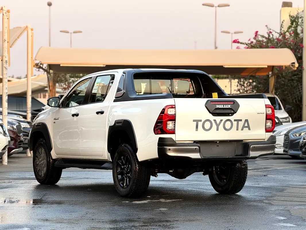Toyota Hilux 4.0 AT 4WD (238 hp) - 4