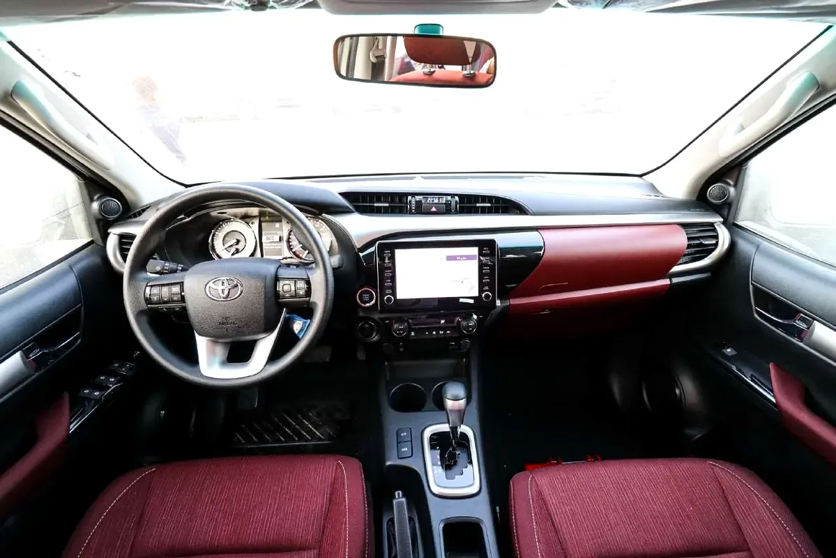 Toyota Hilux 4.0 AT 4WD (238 حصان) - 5