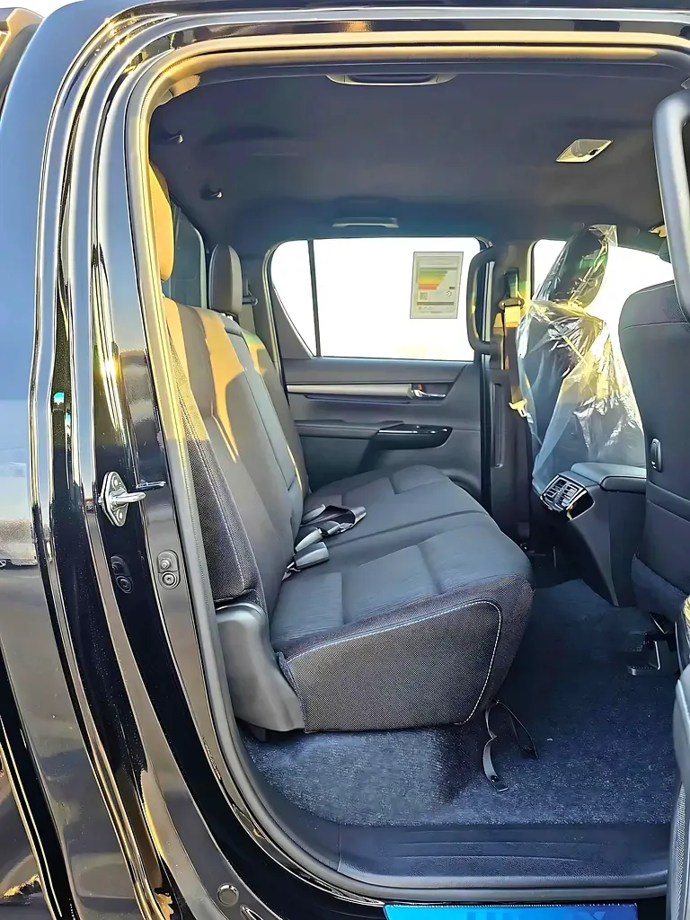 Toyota Hilux 4.0 AT 4WD (238 hp) - 10