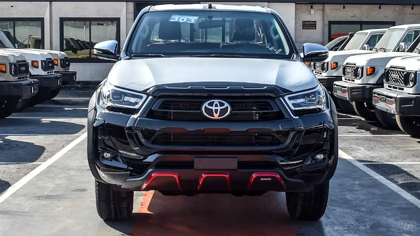Toyota Hilux 4.0 AT 4WD (238 hp) - 2