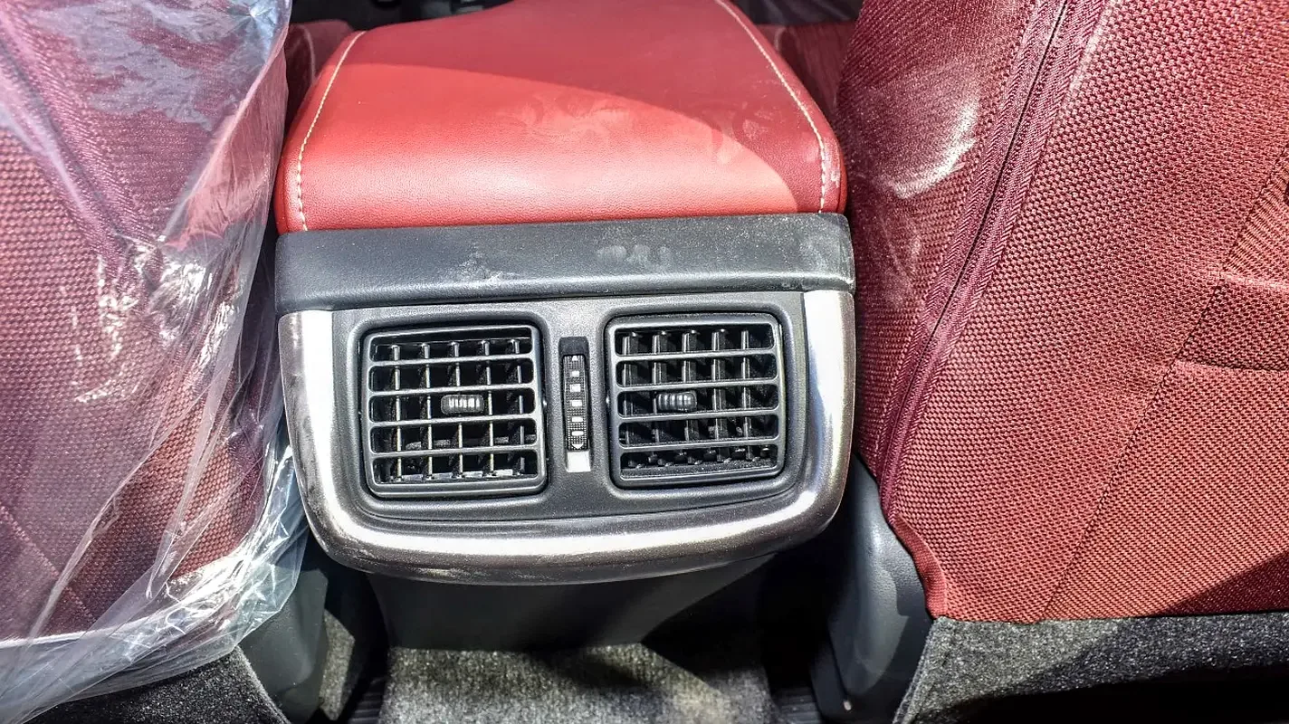 Toyota Hilux 4.0 AT 4WD (238 hp) - 9