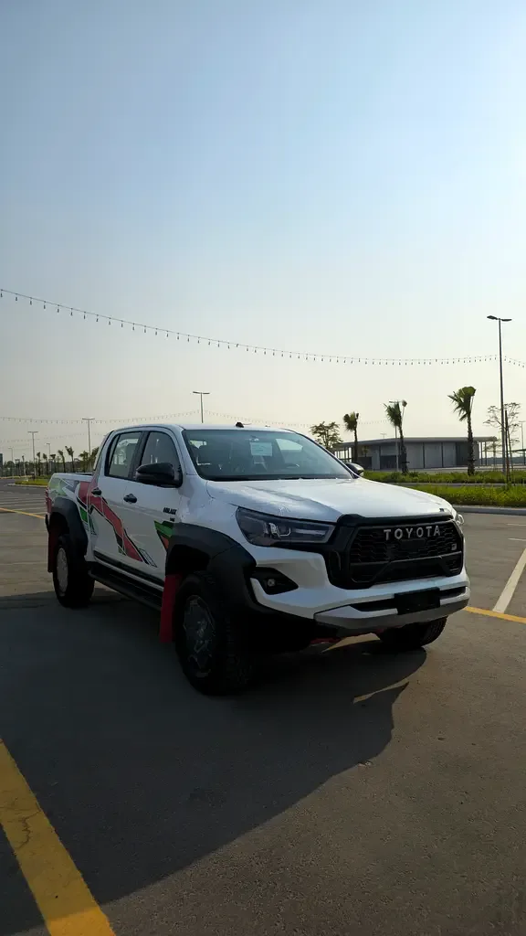 Toyota Hilux AT AWD (196 hp) - 3