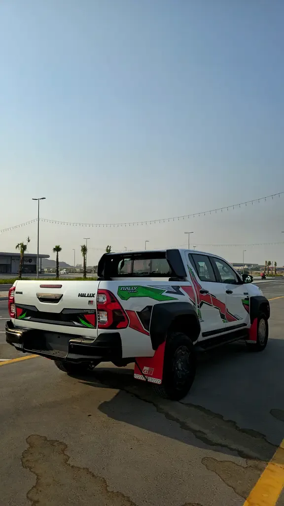 Toyota Hilux AT AWD (196 hp) - 5