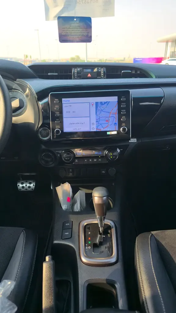 Toyota Hilux AT AWD (196 hp) - 14