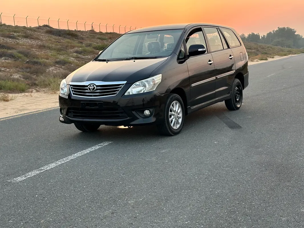 Toyota Innova 2.0 AT (136 hp) - 2