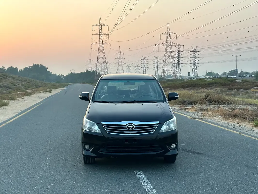 Toyota Innova 2.0 AT (136 hp) - 3