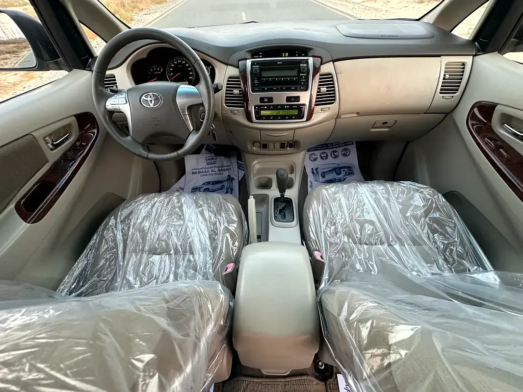 Toyota Innova 2.0 AT (136 hp) - 9